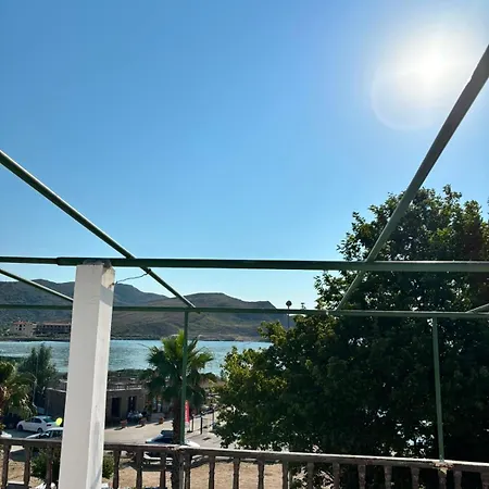 Kalimerhaba Restaurant ホテル İmroz